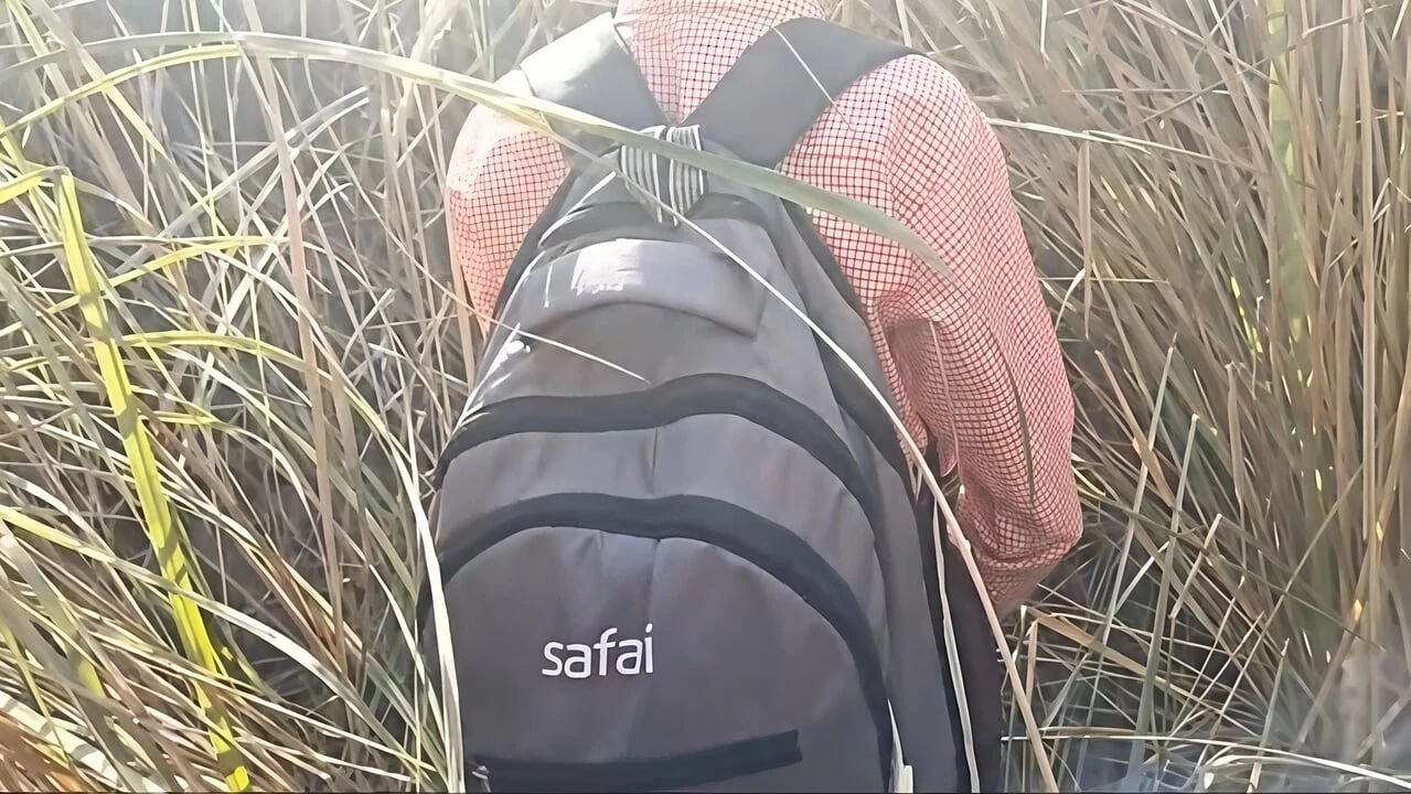 Indian Village Schoolgirl’s Jungle Fuck: Viral Desi MMS Leaked