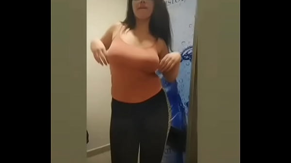 Albanian Lady Dance Got My Cock Throbbing Insanely Hard!