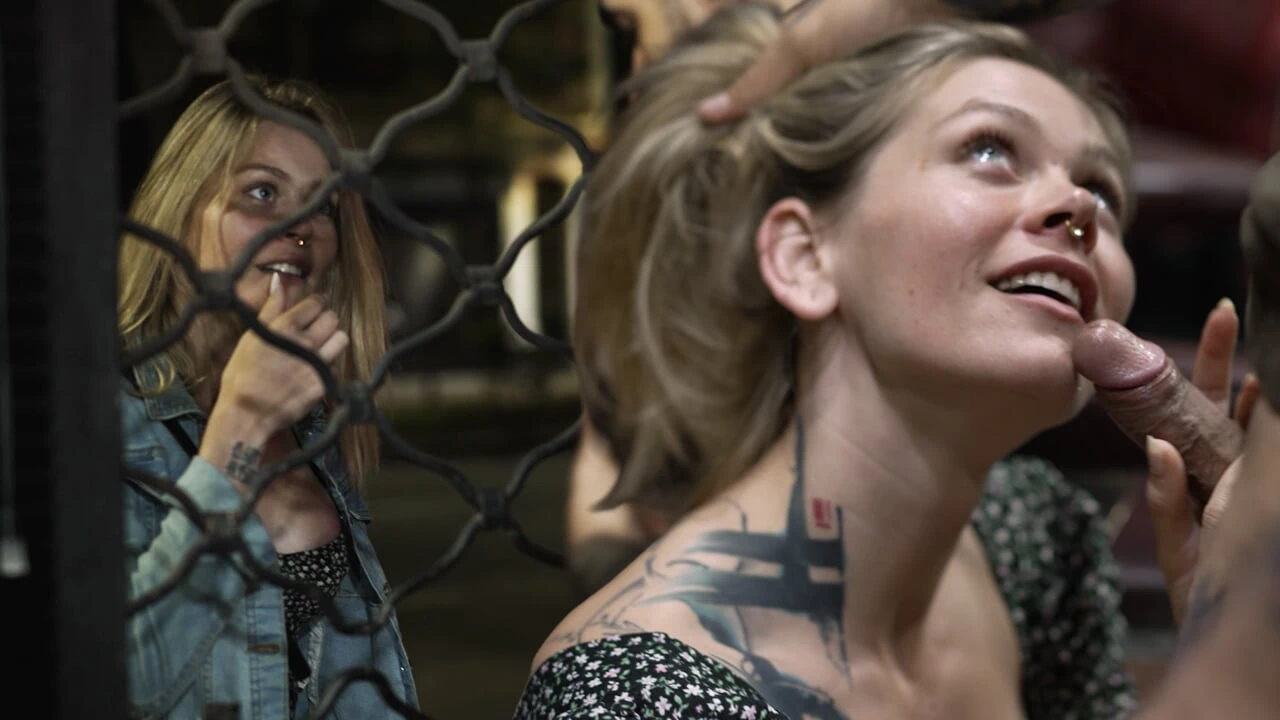 Barber’s Special Service: Fucking Instead of Paying