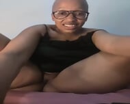 Mzansi Milf Pussy Play Solo: Legs Shaking, Pussy Squirting