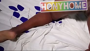 Amateur Porn Star Dripping Pussy Destroyed at Magnets Stud