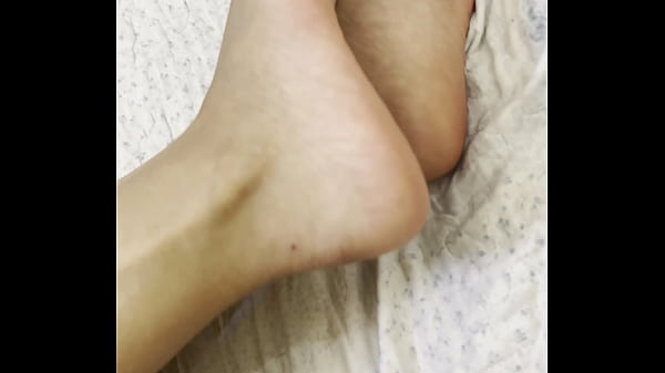 Arab Niqab Hijab Slut Teases Cute Feet & Soft Soles Begs Cum