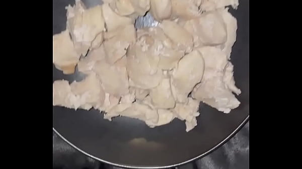 Virgin 18yo Saudi Teen Stuffing Wet Pussy with Chicken & Veggies