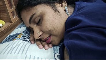 Husband Dives Tongue Deep Into Wife’s Dripping Juicy Ass