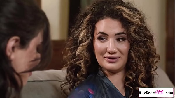 Big Tits Lesbian Dominates Busty Arab Delivery in Facesit Frenzy