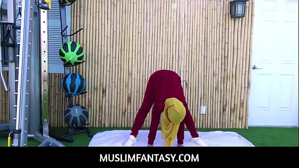 Fitness Coach Brutally Fucks Horny Exotic Arabic Muslim Babe